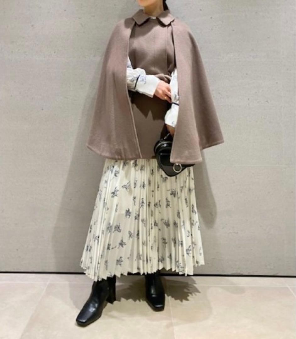 美品 LILY BROWN RESCWOOL 2wayケープコート