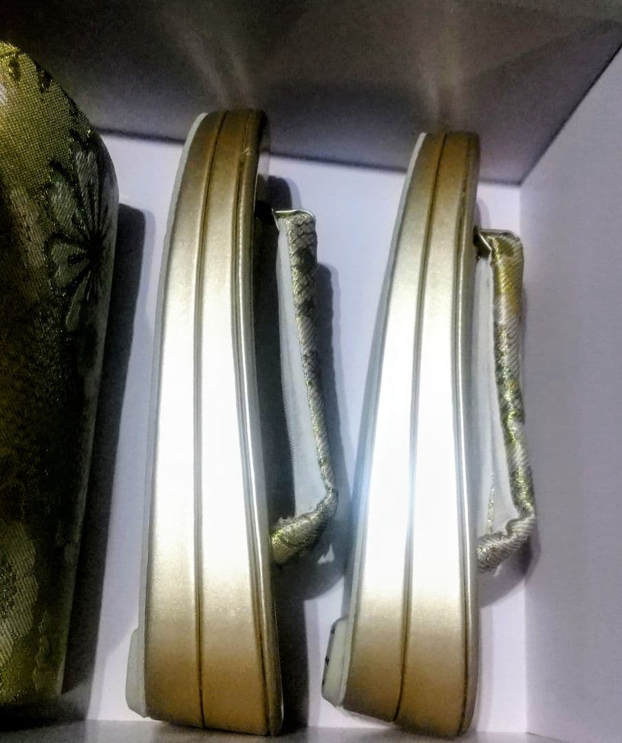 新品未使用　成人式　草履　バッグ　小物セット　ゴールド