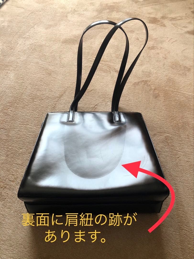⭐️Ferragamo/フェラガモ レザーハンドバッグ 箱/袋あり