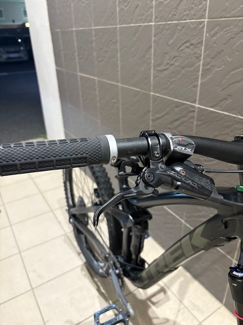 TREK remdy 8 バラ組　引き取り希望