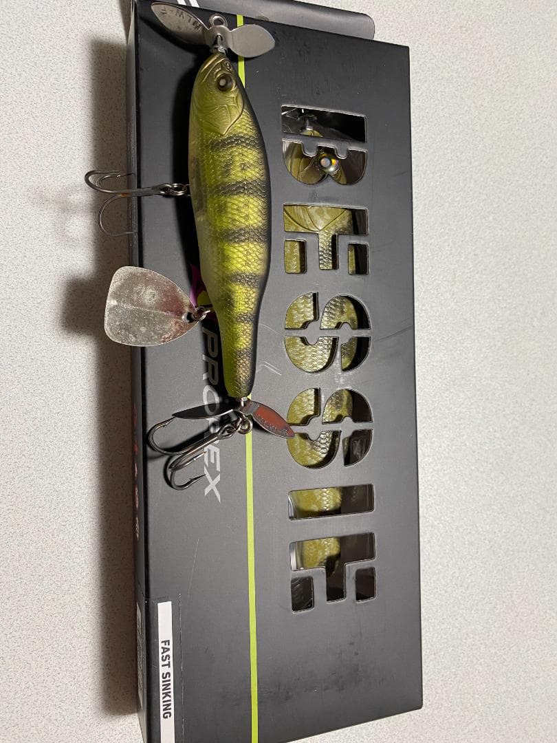 日本未発売 USダイワ ベッシー Walleye FAST SINKING