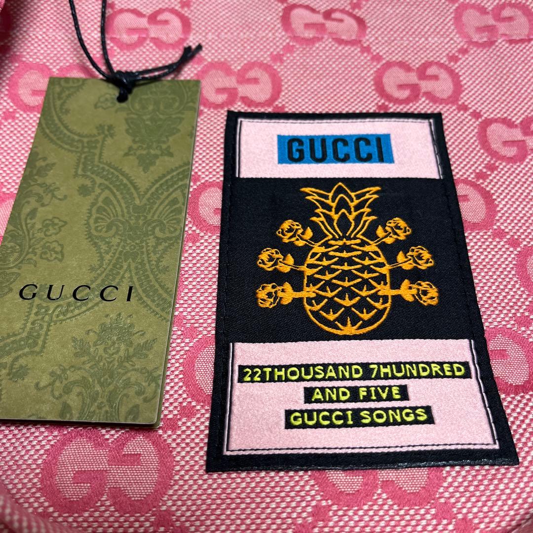 GUCCI beauty ノベルティ　キャンパス　トートバック