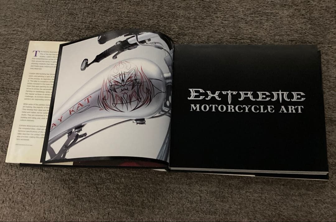 EXTREME MOTORCYCLE ART カスタムバイクのカラーの洋書写真集