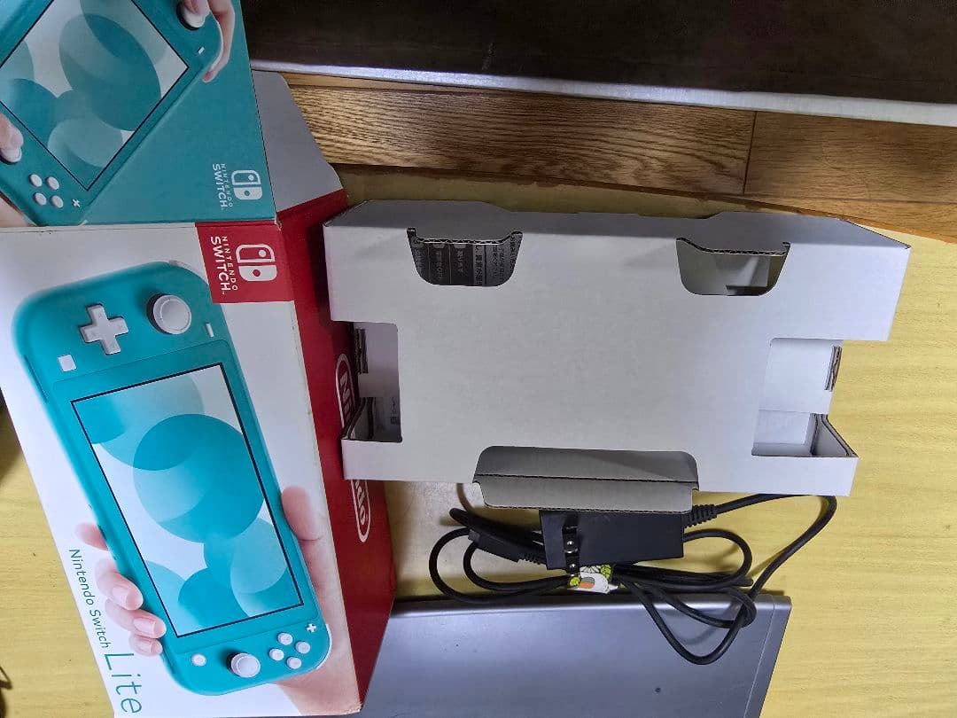 Switch Lite ターコイズ ジャンク品
