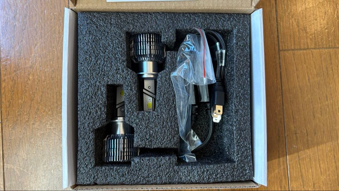 fcl. LEDライト ホワイト　H7 輸入車、国産車向け