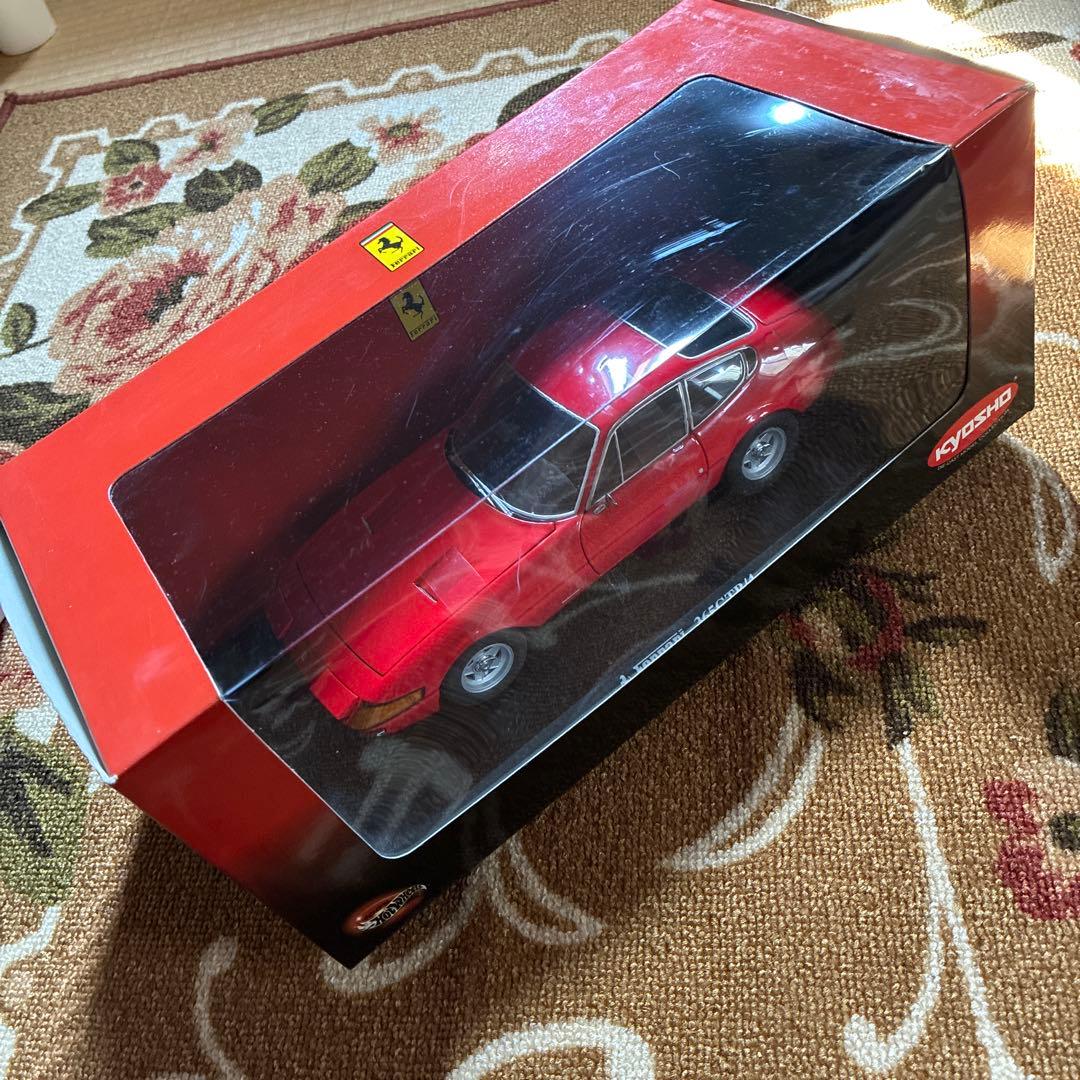 フェラーリ　1:18 365GTB4 デイトナ 京商