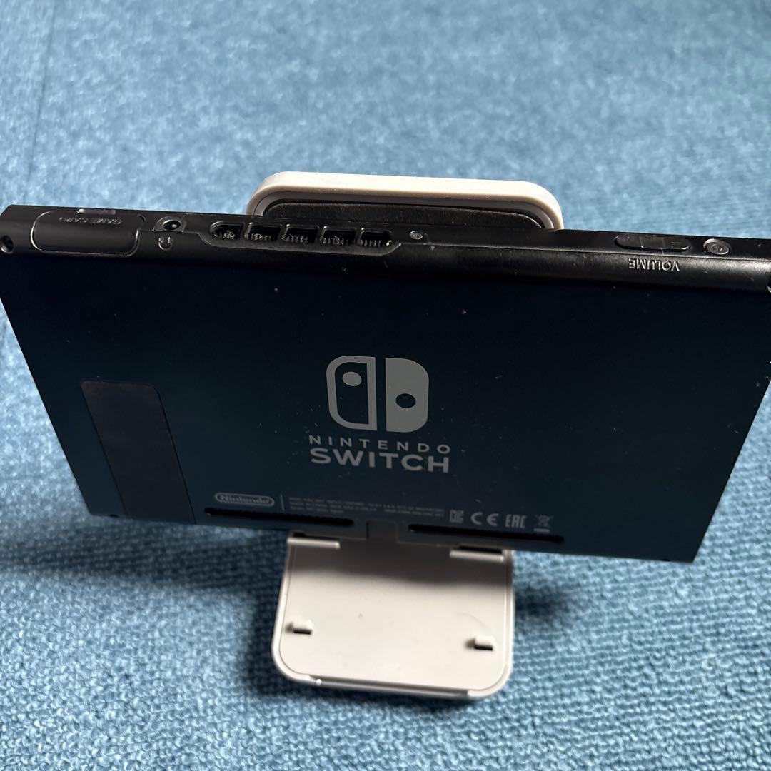 日*0様 Nintendo Switch 本体 のみ。