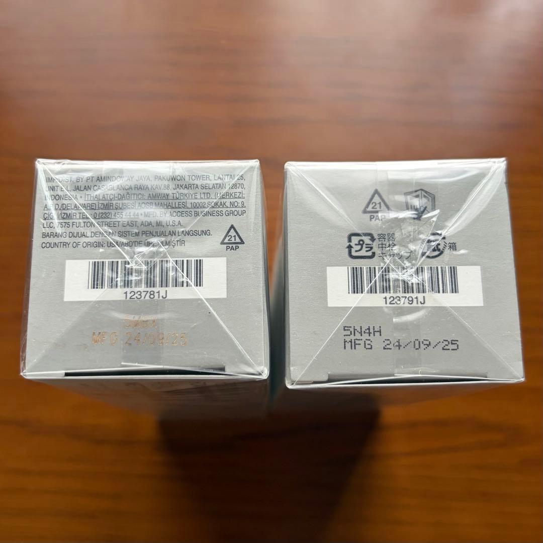 新品★アムウェイアーティストリー クレンジングウォーター　ハリフェイスウォッシュ