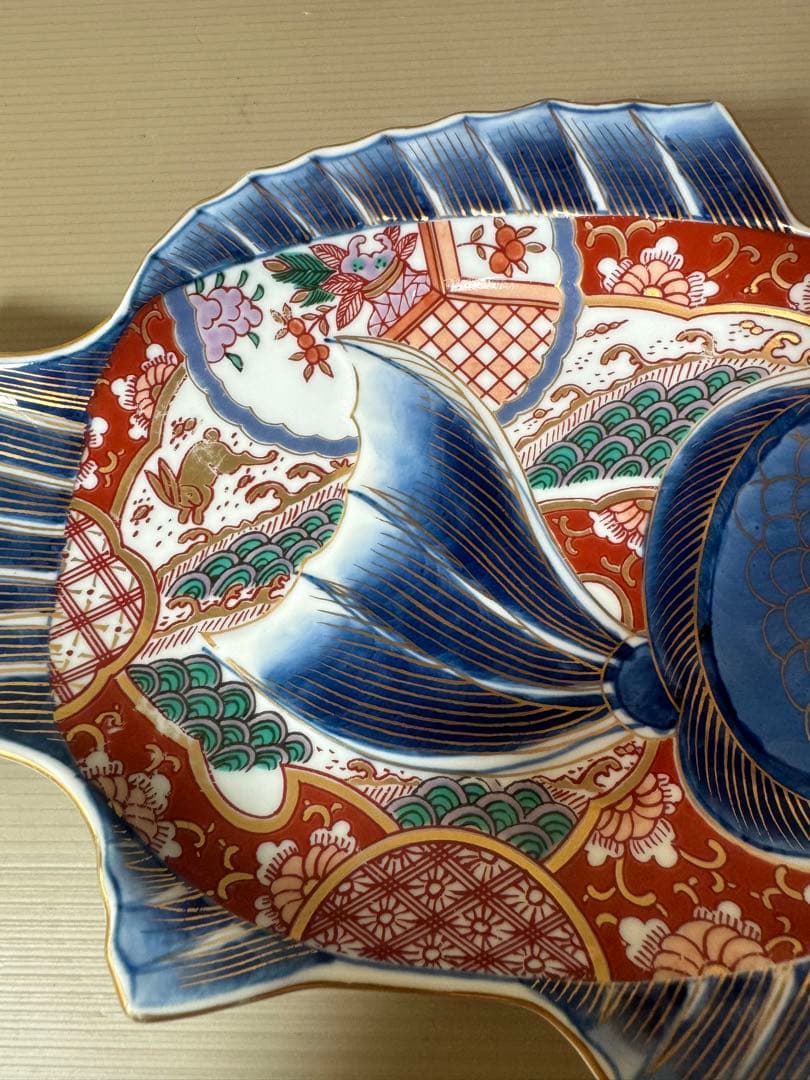 2819 希少　林九郎窯　染錦波兎　鯛型焼物皿　鯛　鯛皿　25cm
