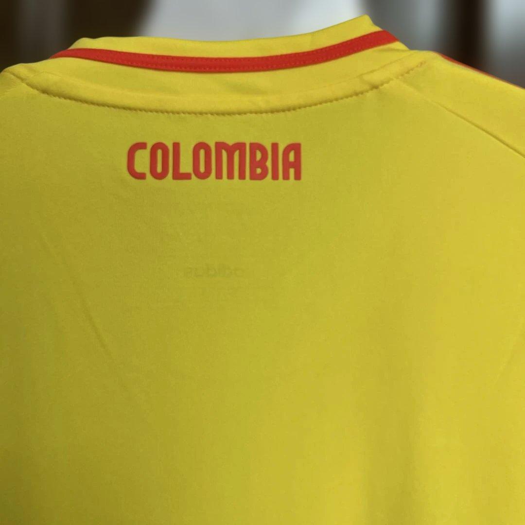 新品タグ付き　adidas コロンビア代表 サッカーユニフォーム　X L