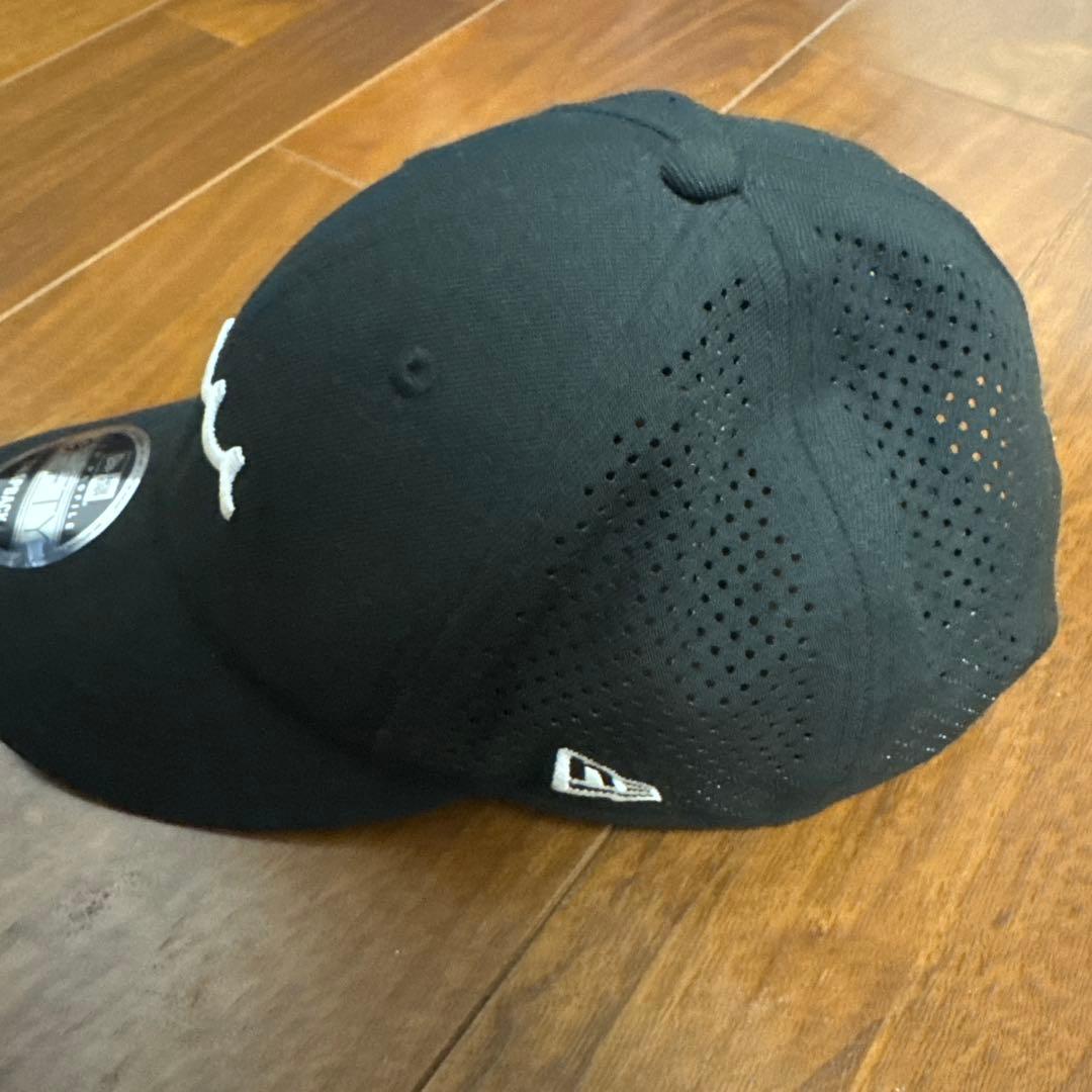 New Era 9FIFTY ブラックキャップ　ムータマリン