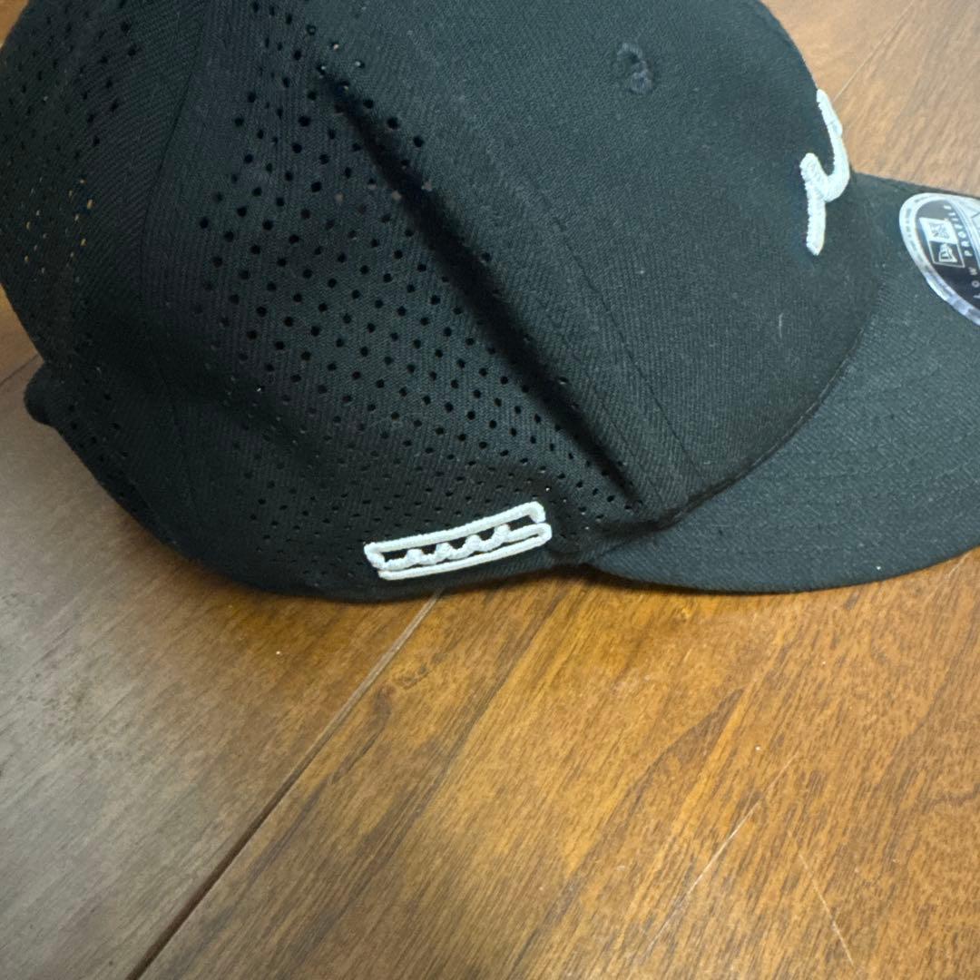 New Era 9FIFTY ブラックキャップ　ムータマリン