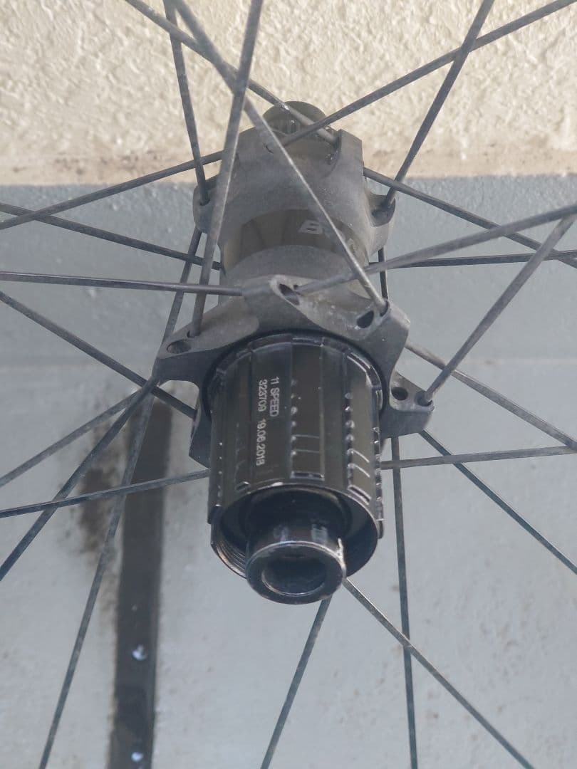 Bontrager Aeolus pro 5 disc 付属品あり