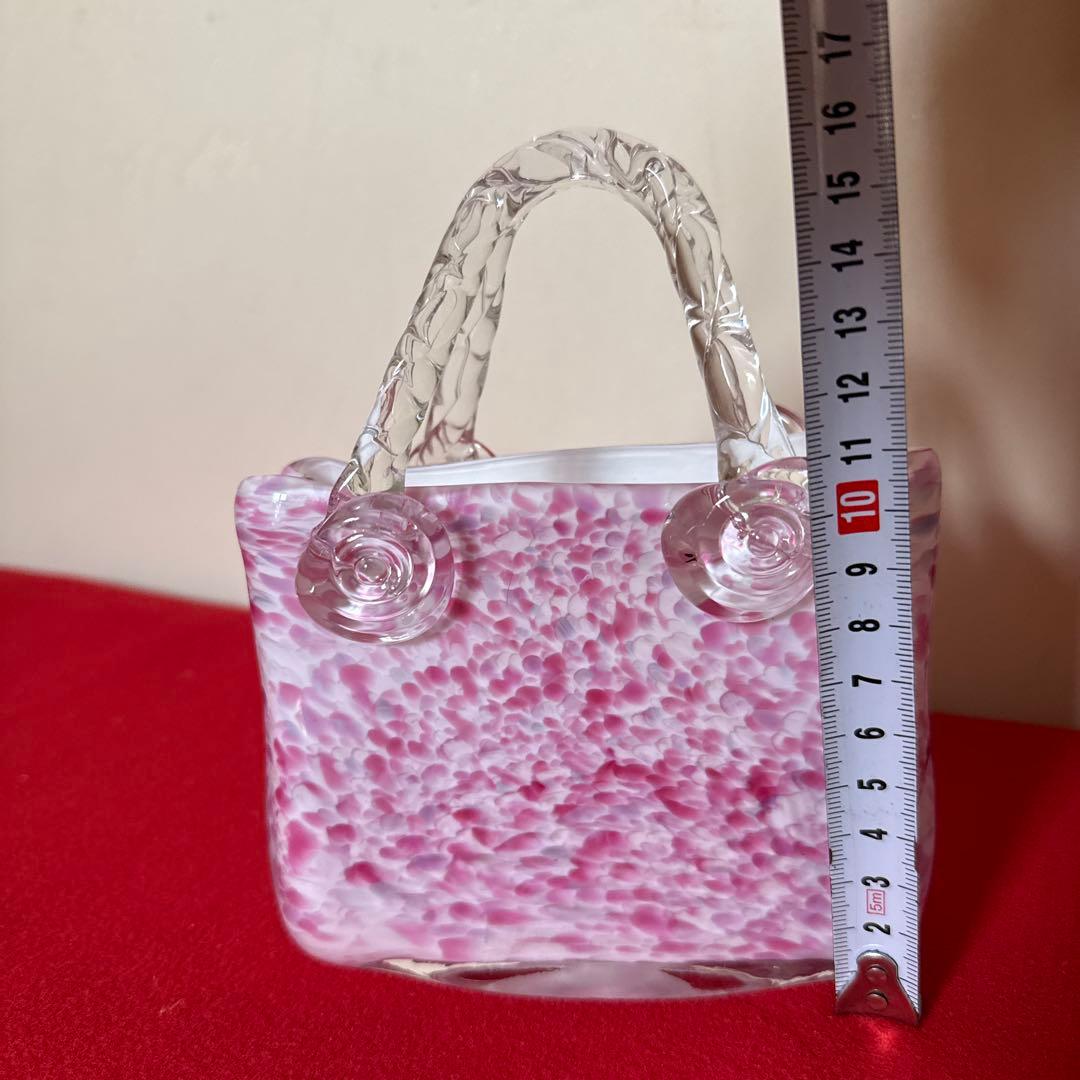 ハンドバッグ型　花器 ピンク ガラス　紙吹雪　花瓶 光沢仕上げ　アート