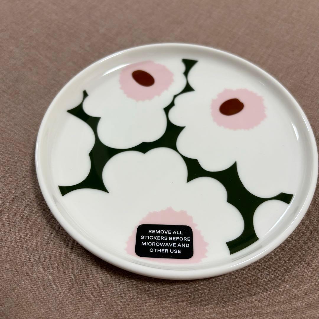 マリメッコ【marimekko】ウニッコ　プレート　Unikko　13.5㎝