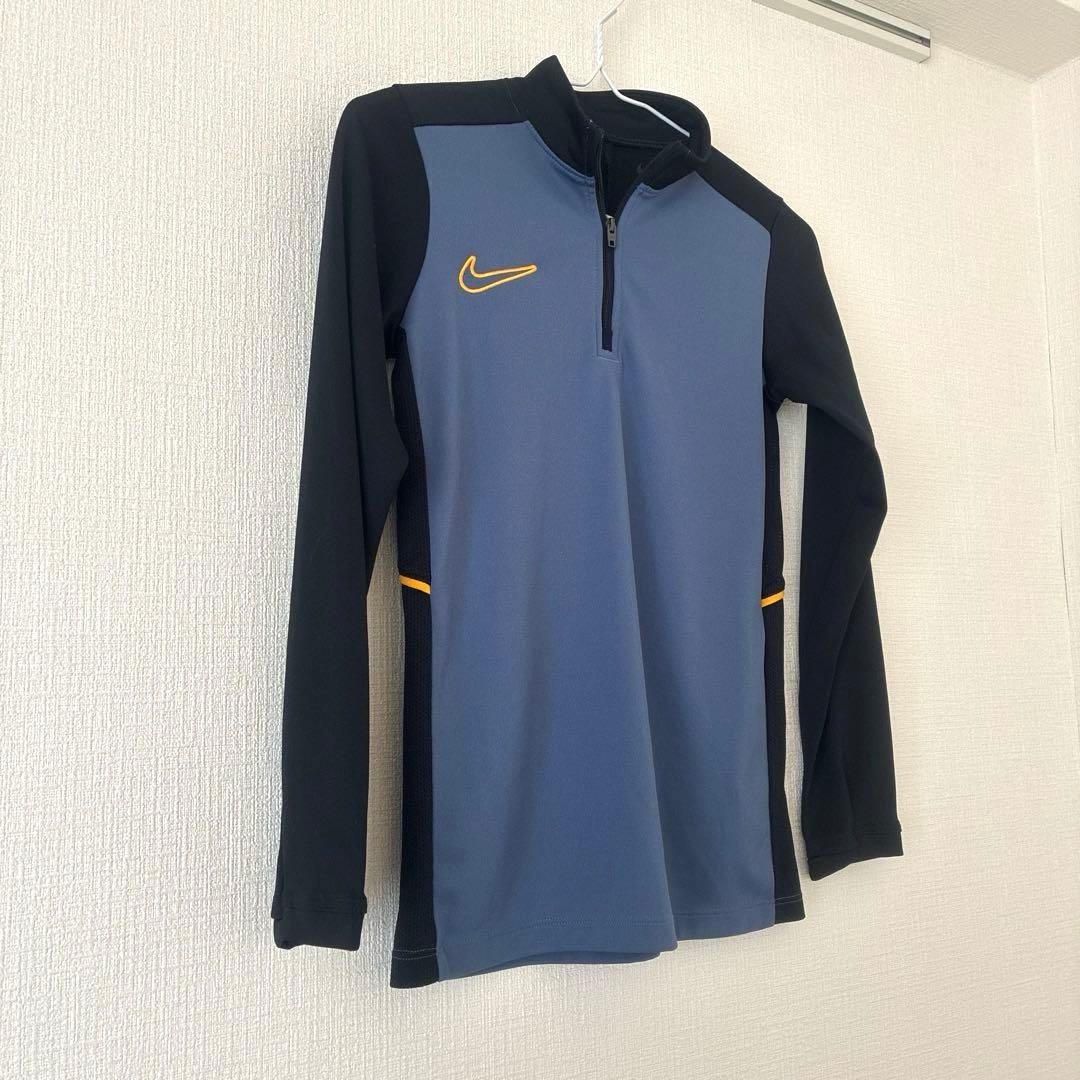 Nikeハーフアップジャージ上下/140cm