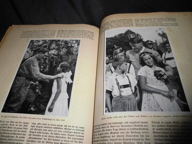 アドルフ　ヒトラー写真集　1936年　普及豪華版