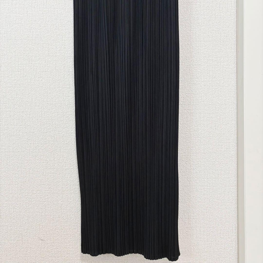 美品　プリーツプリーズ　ロングワンピース　スリット　ブラック　サイズ2