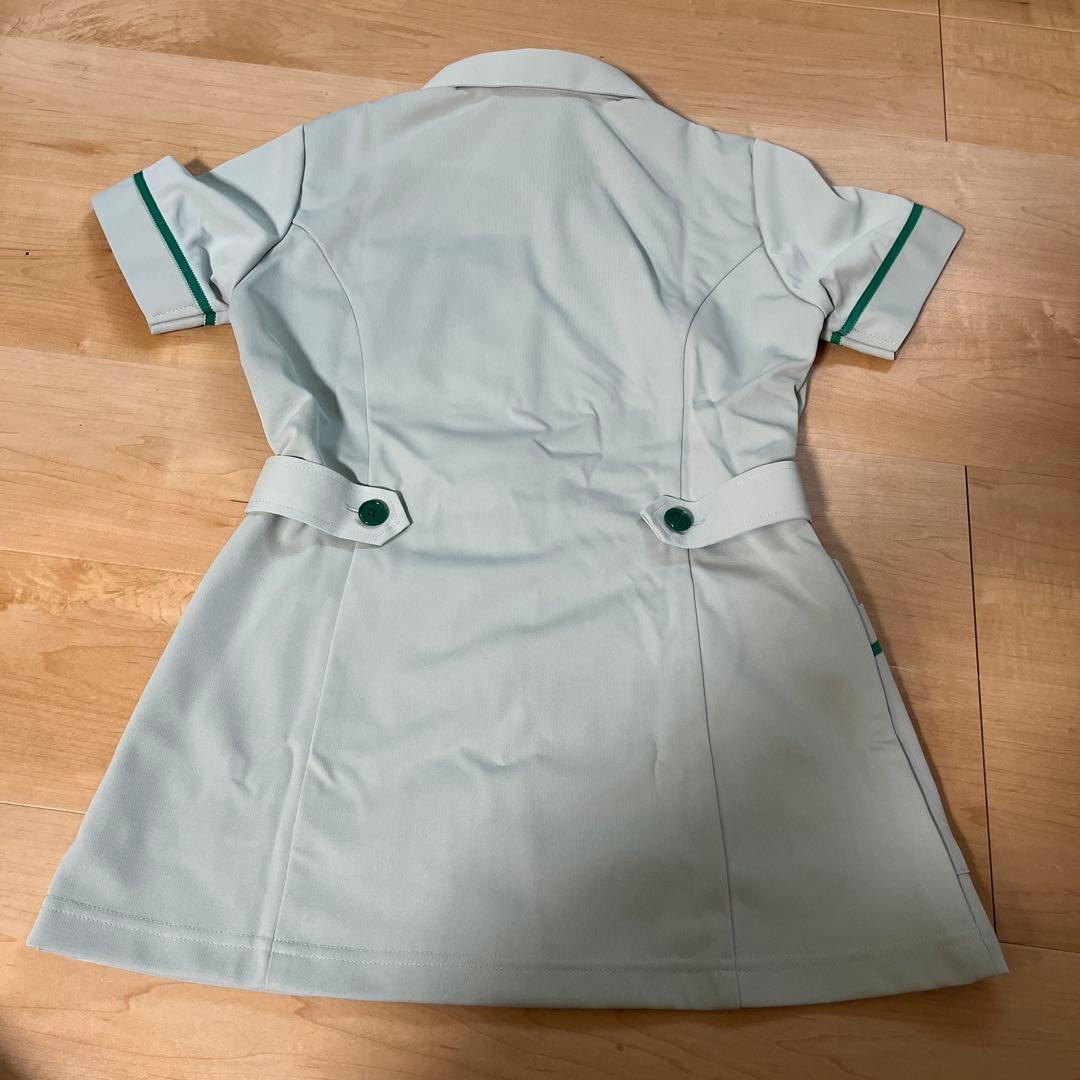 文京大学看護学部　制服　ユニフォーム　作業着　上下　2セット（各2着）