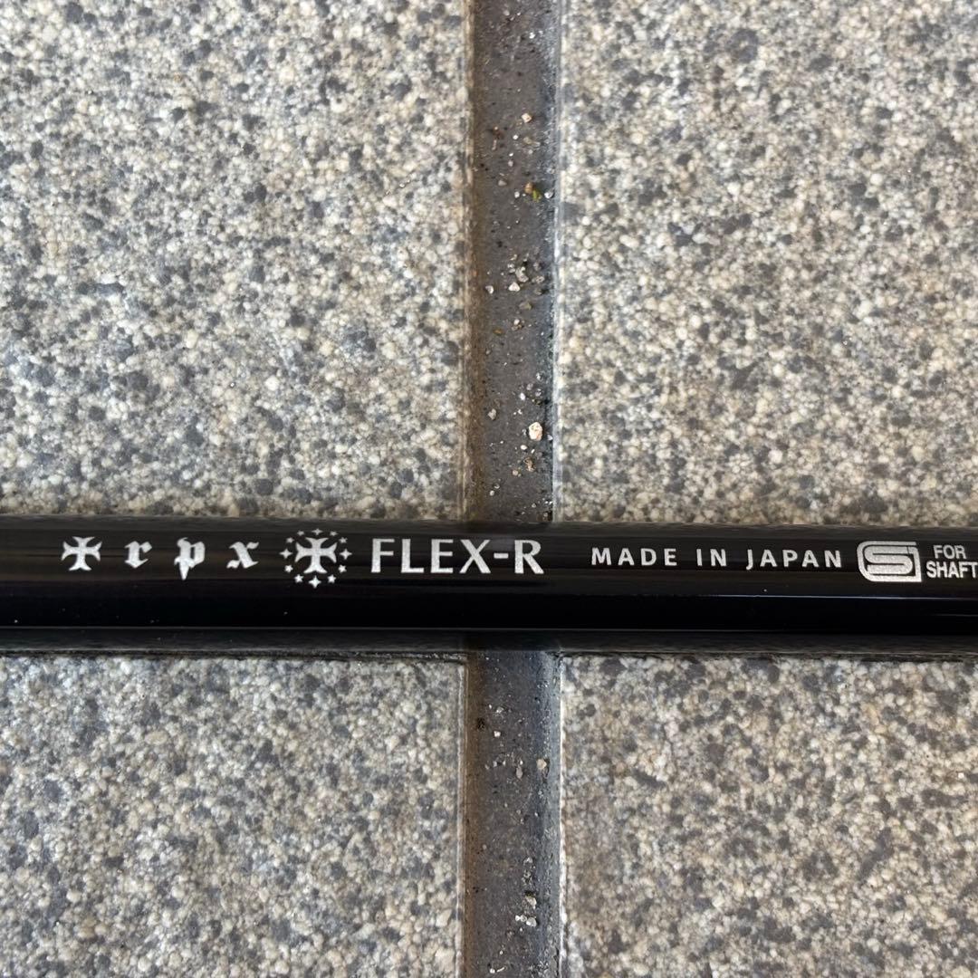 TRPX ファビュラス40ローヤル エミリッドバハマのドライバー用シャフト