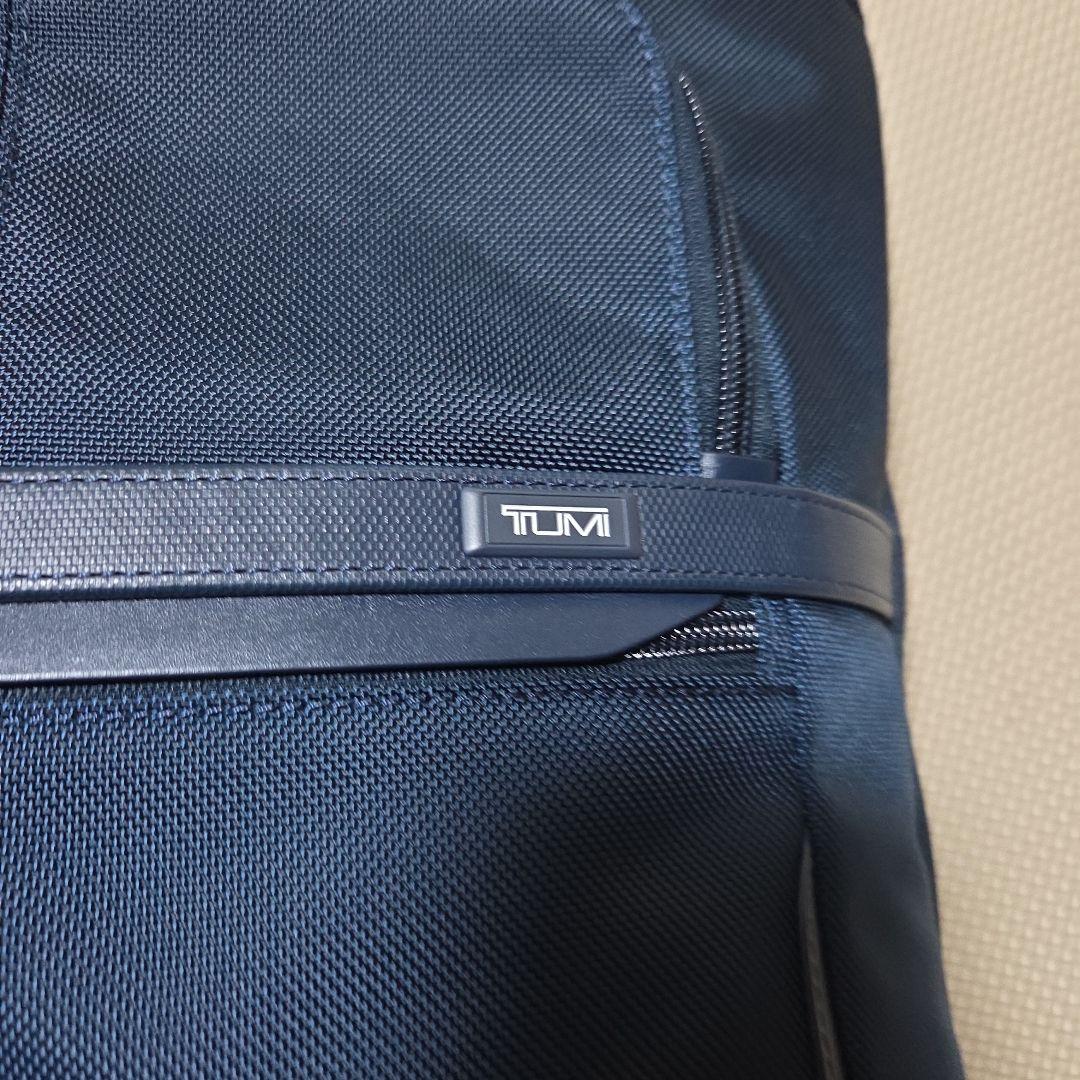 TUMI SHIPS別注モデル エクスパンダブル スクエア スリムトートバッグ