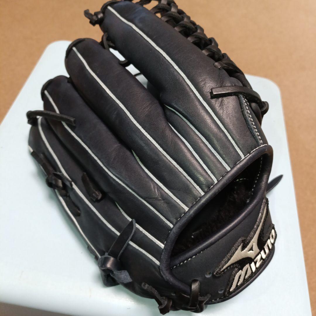 美品【 MIZUNO 】イチローモデル 一般軟式 グローブ 外野用