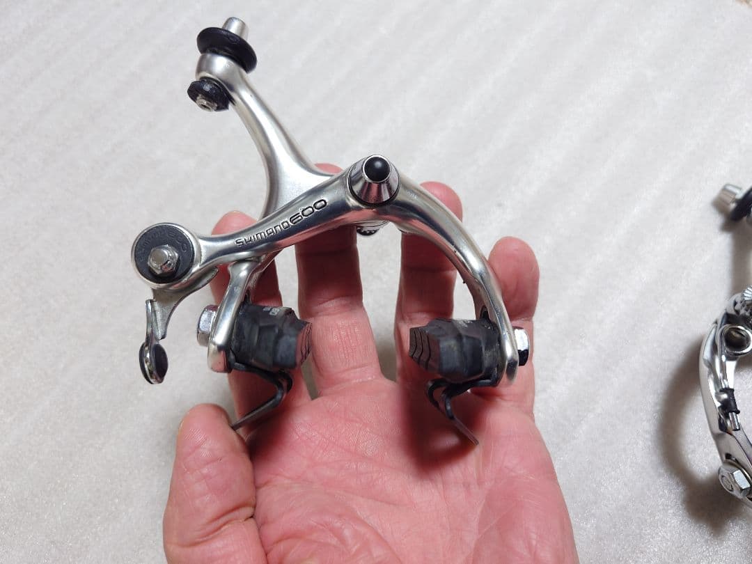 ヴィンテージ SHIMANO ６００ キャリパーブレーキ
