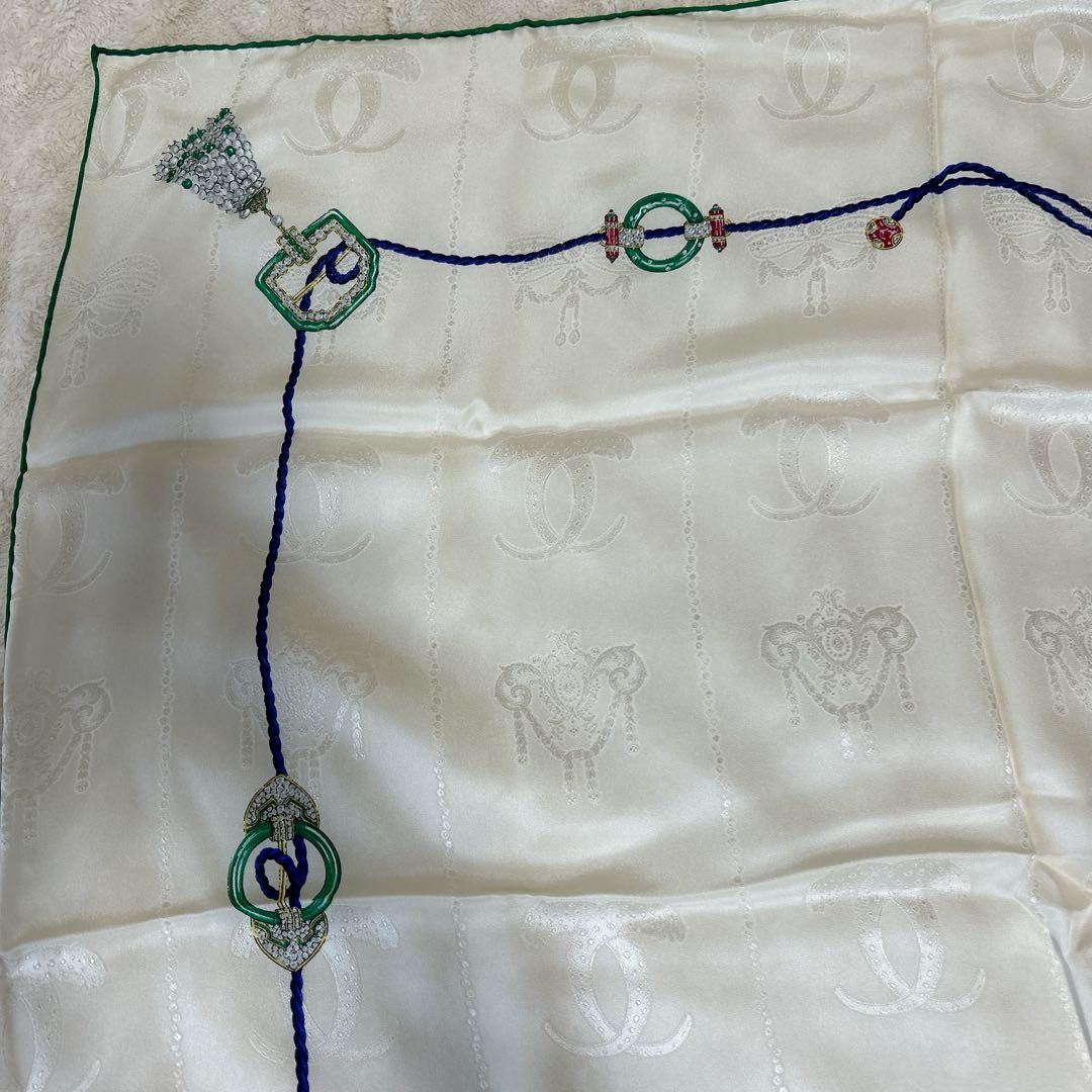 Cartier シルクスカーフ 大判