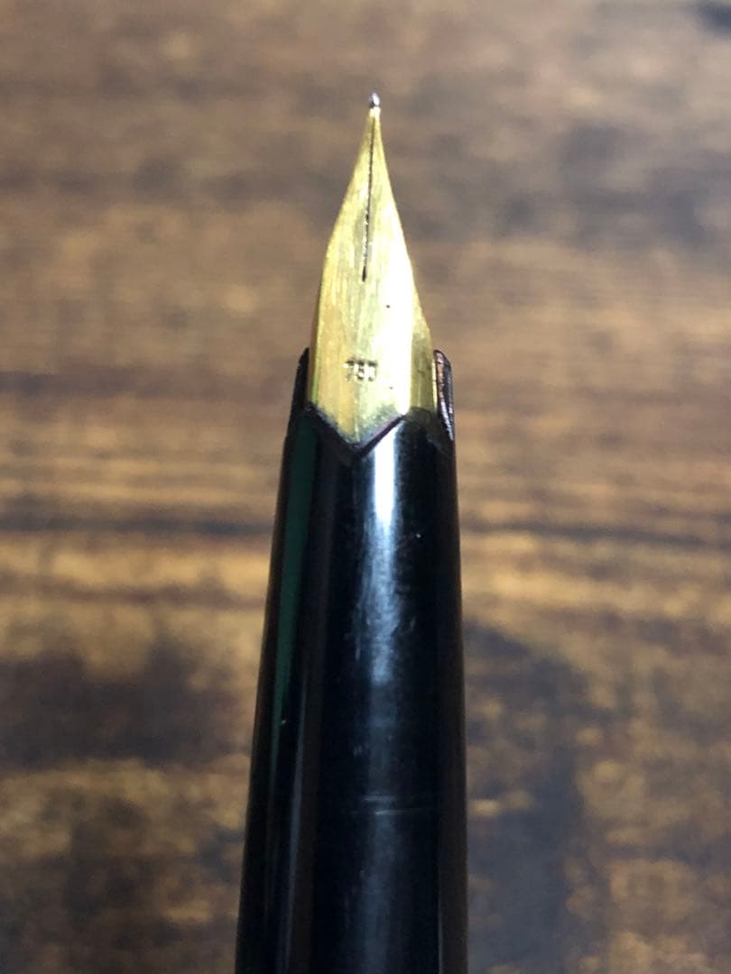 k*n様 MONTBLANC 万年筆 121 ペン先750 K18