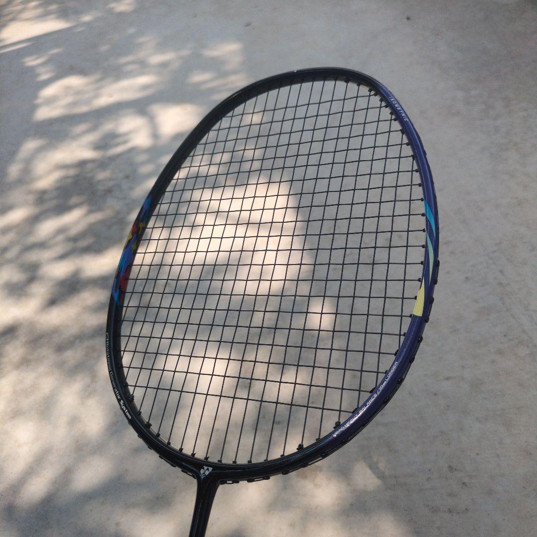 【美品】YONEX バドミントンラケット アストロクス01アビリティ