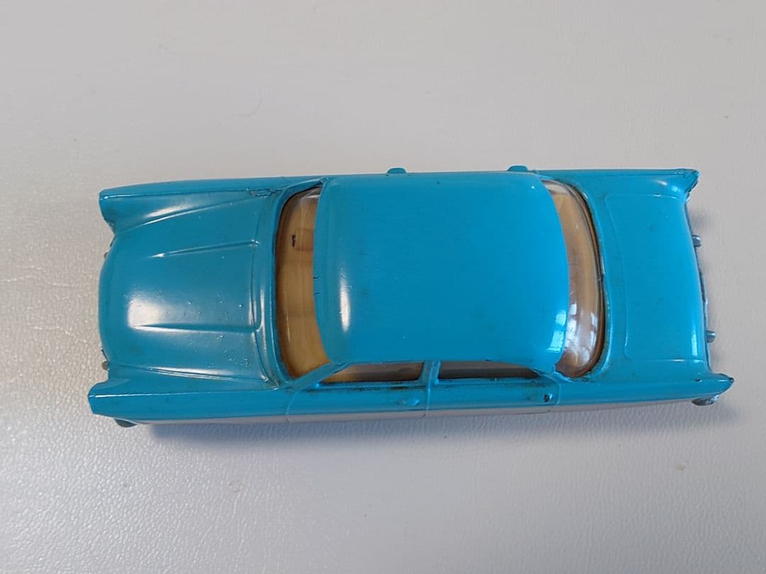 ミニカー SPOT - ON FORD ZODIAC with light