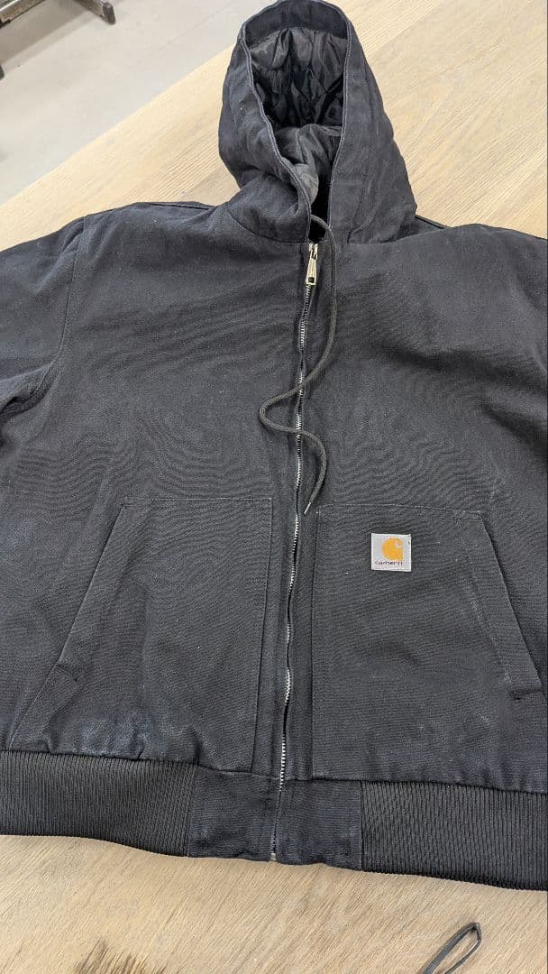 carheartt アクティブジャケット 購入不可です 事務局に問い合わせ中です