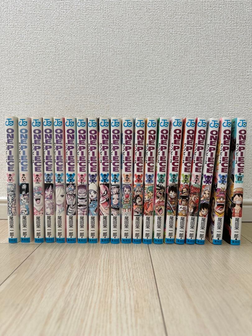 ONE PIECE 1〜110巻セット＋GOLDセット＋キャラクター図鑑＋α