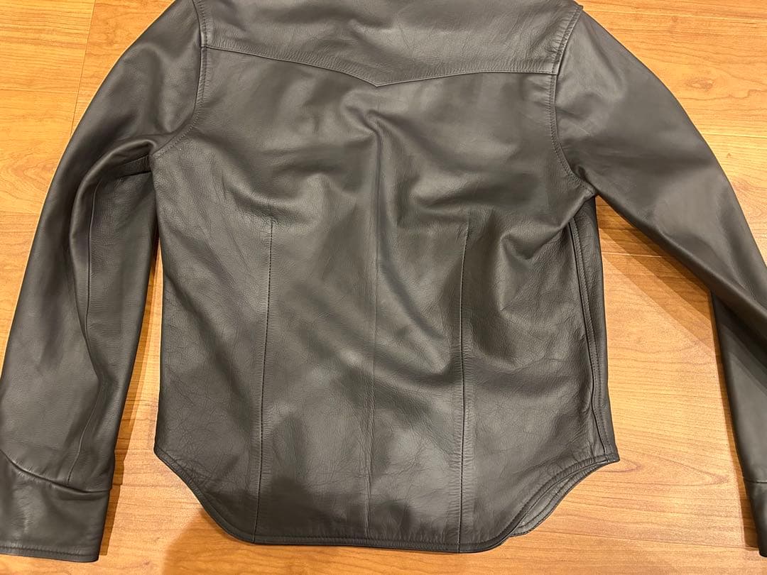 リューグーレザージャケット 室内着用のみ