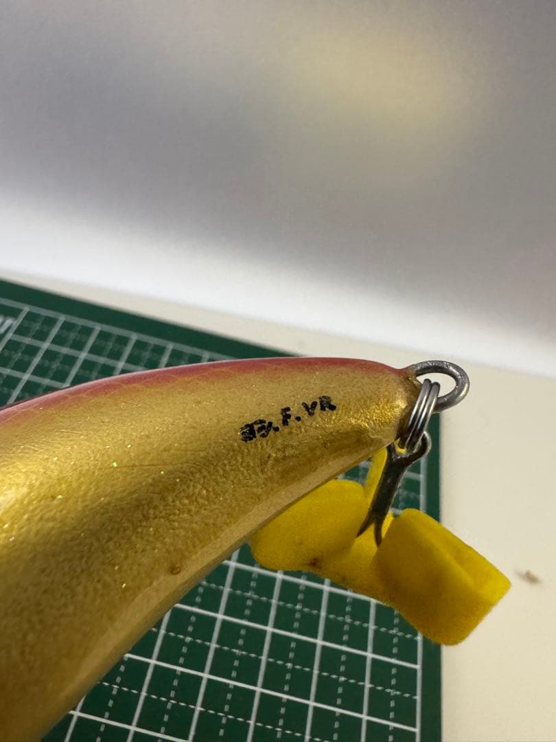 シーバスルアー　ハンドメイド　フナモデル