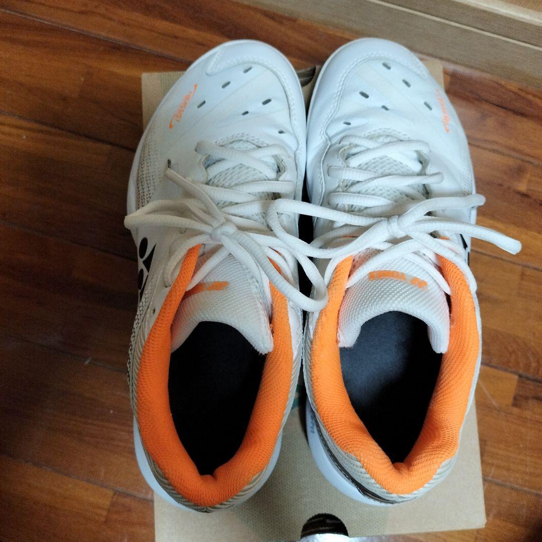 【美品】YONEX バドミントンシューズ65z／25cm