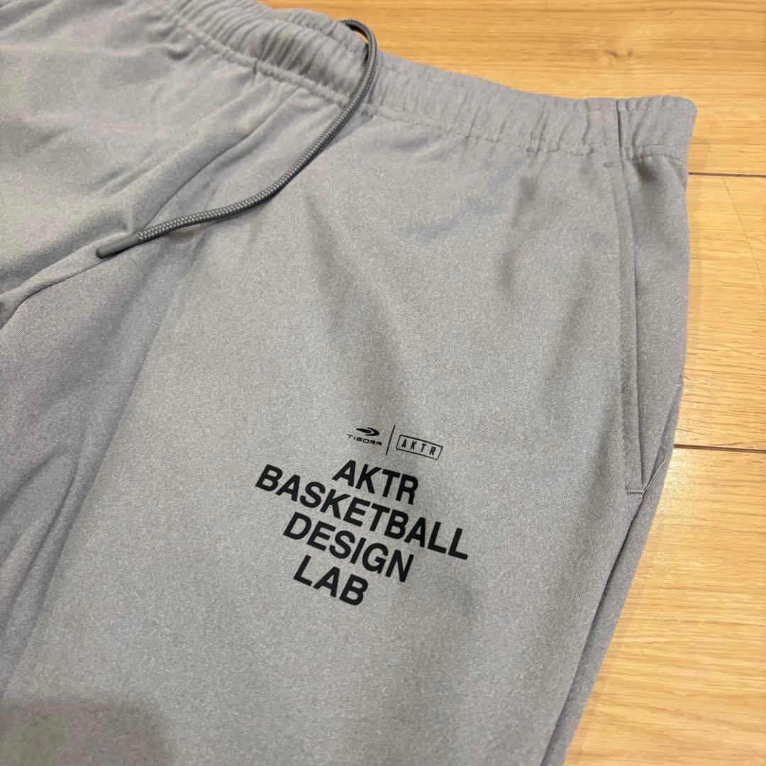 新品　TIGORA×AKTR トレーニングウェア　上下　バスケ　ユニセックス