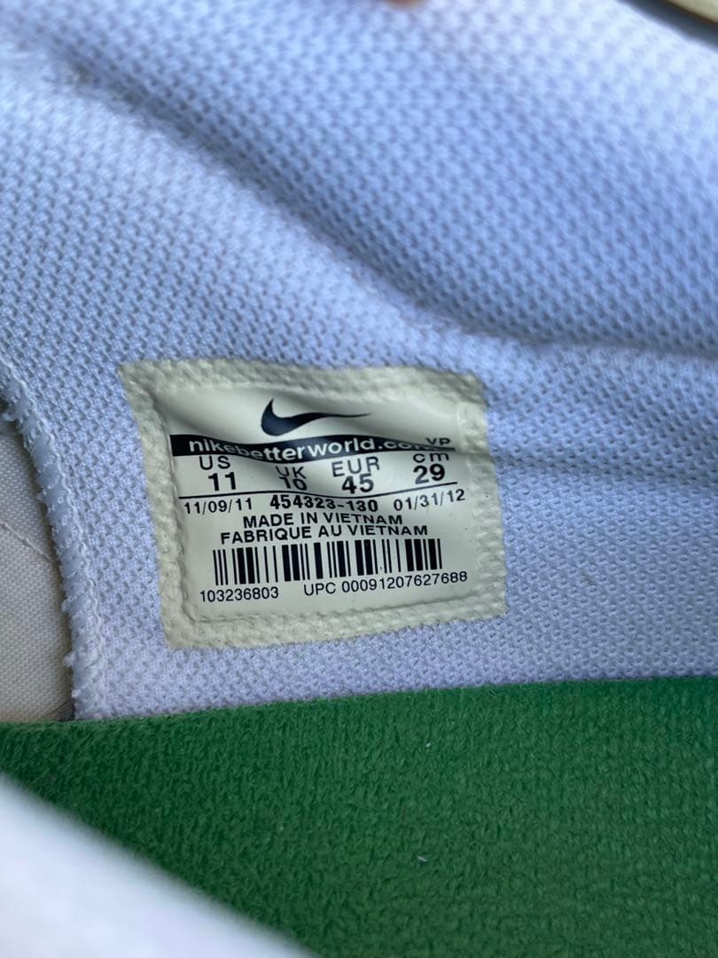 NIKE ナイキ ティエンポレジェンドIV フットサルシューズ