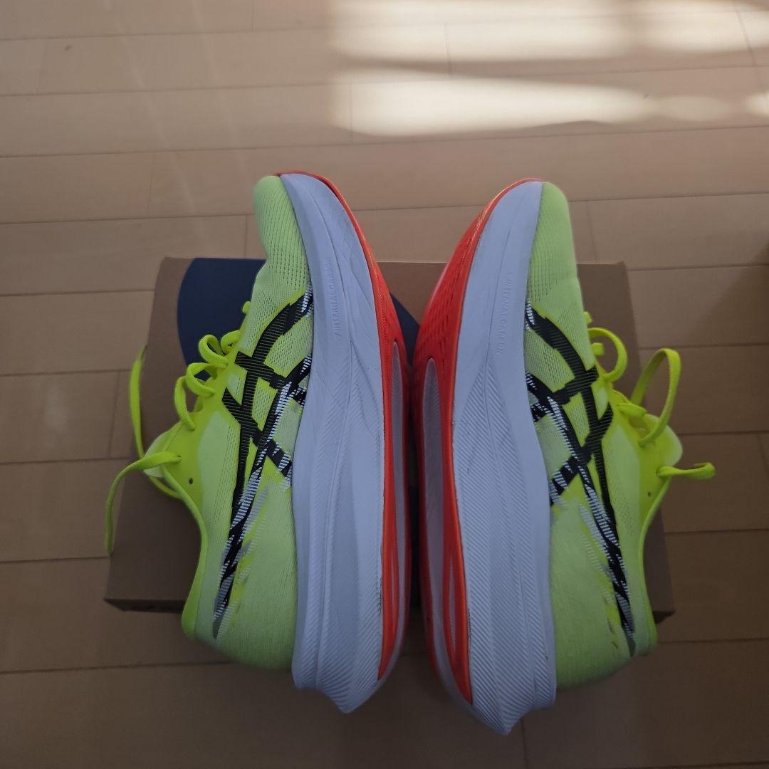 ASICS マジックスピード４ ランニングシューズ 26.5cm