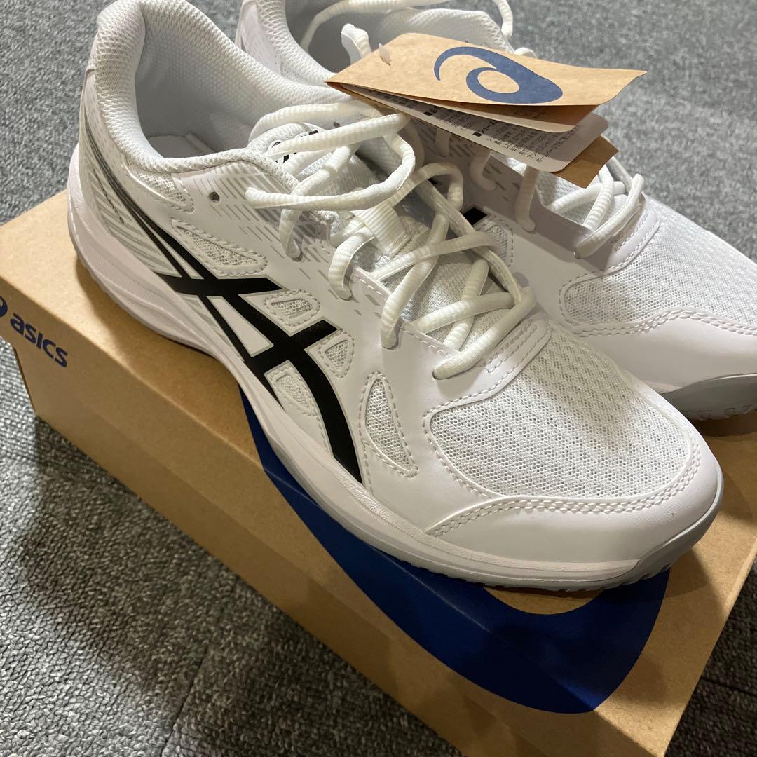 バレーボールシューズ　asics ジュニア　25.0