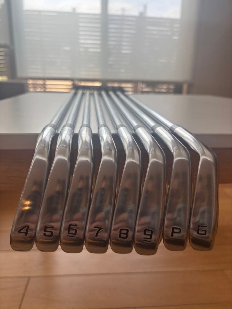 美品 コブラ King MB 4〜9,P,G 8本ProjectX 5.5
