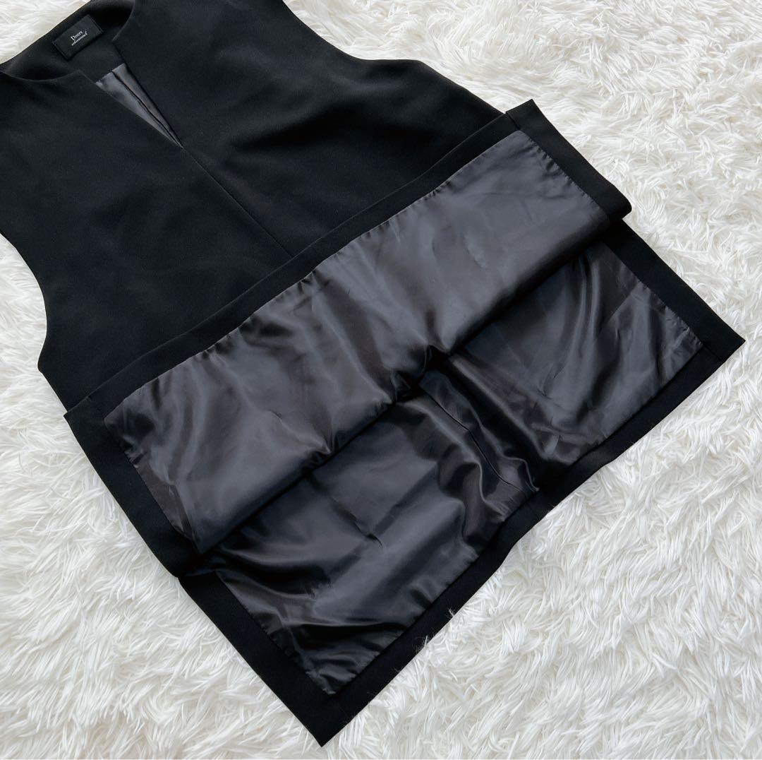 25SS URBAN RESEARCH DOORS スリットネックベスト黒 M