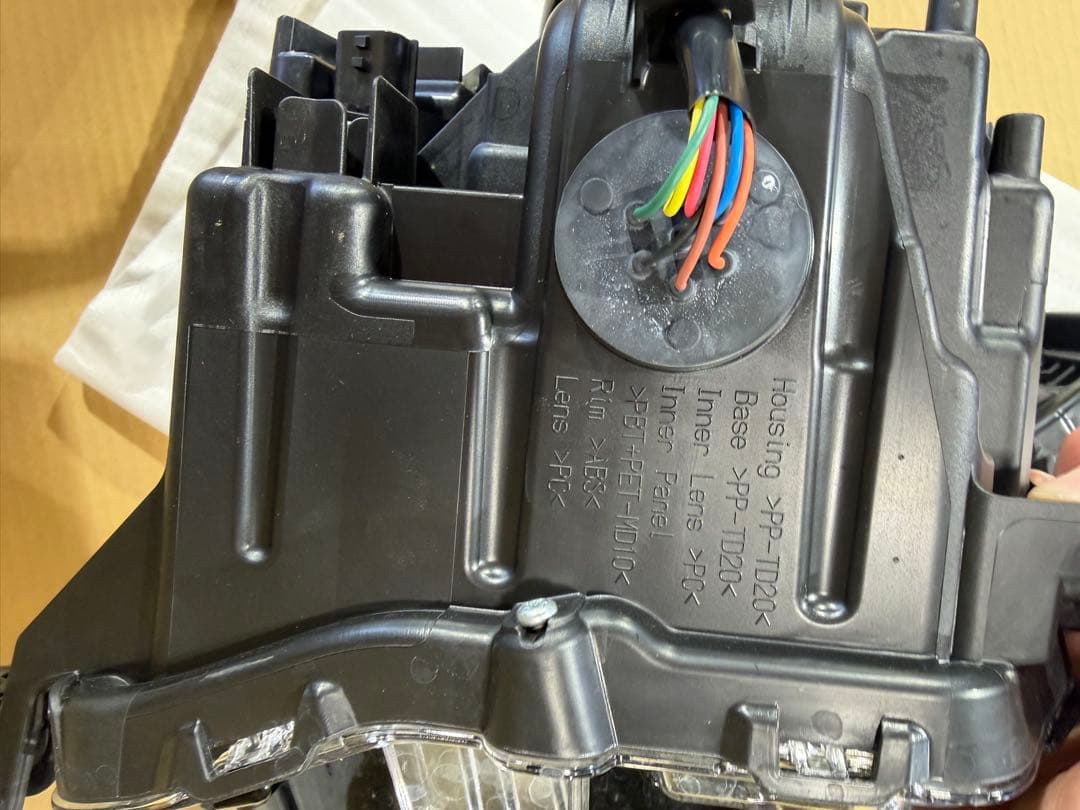 スズキ ハスラー タフワイルド MR52S MR92S 純正 右ヘッドライト