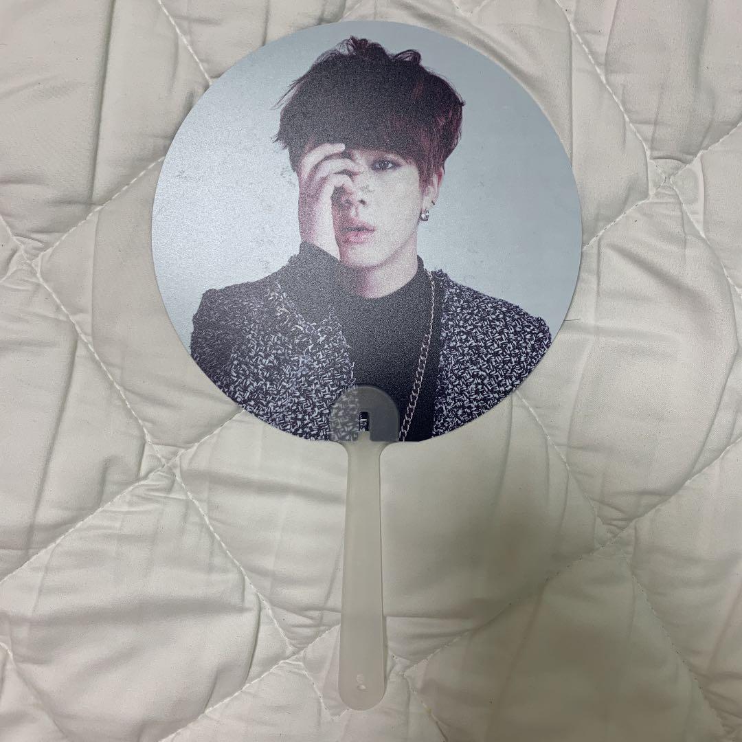 【公式】wake up 団扇　mosグッズ　jin