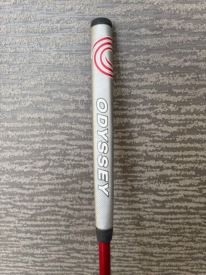 Odyssey White Hot OG 2-Ball パター