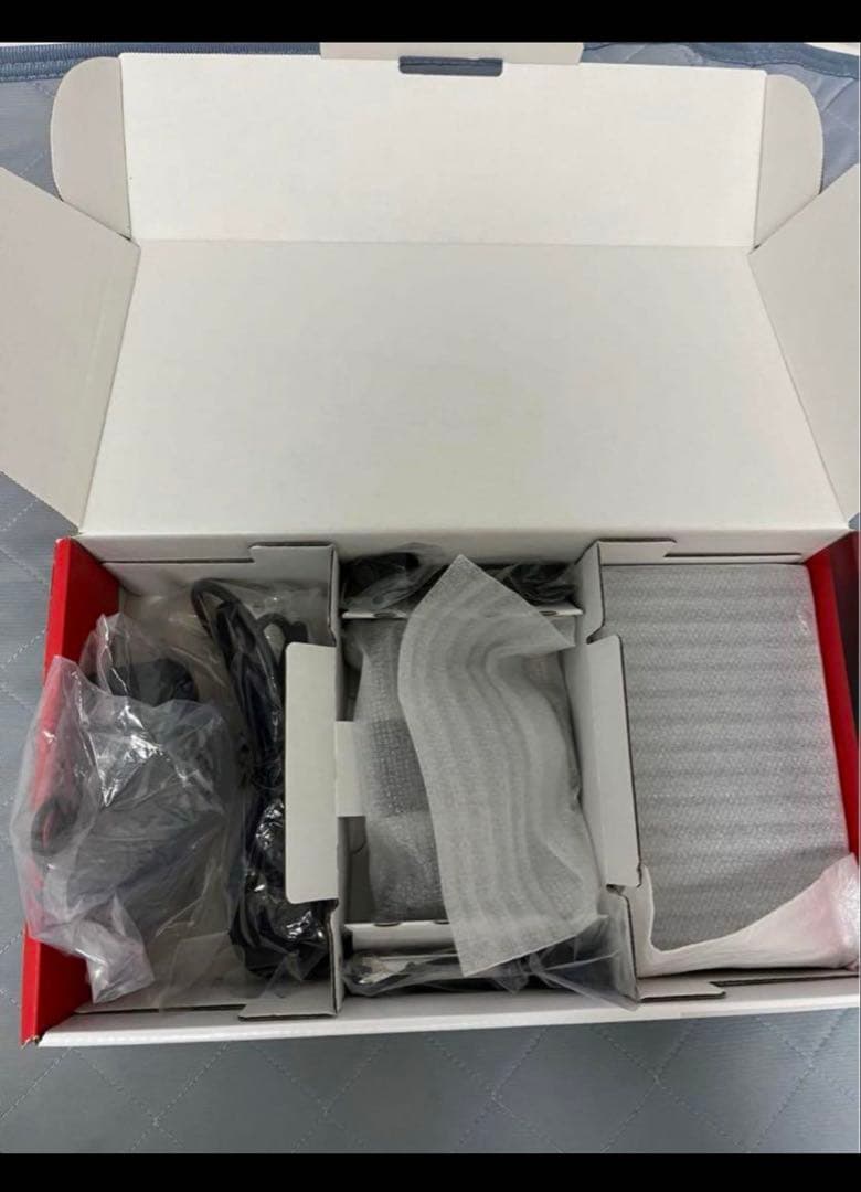 Nintendo Switch 本体 ネオンブルー・レッド ソフト付き