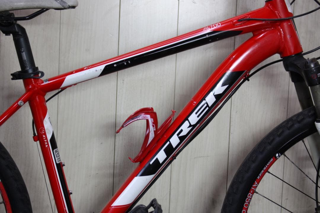 トレック4700 26型 3X10S 420mm 油圧式ディスク仕様MTB