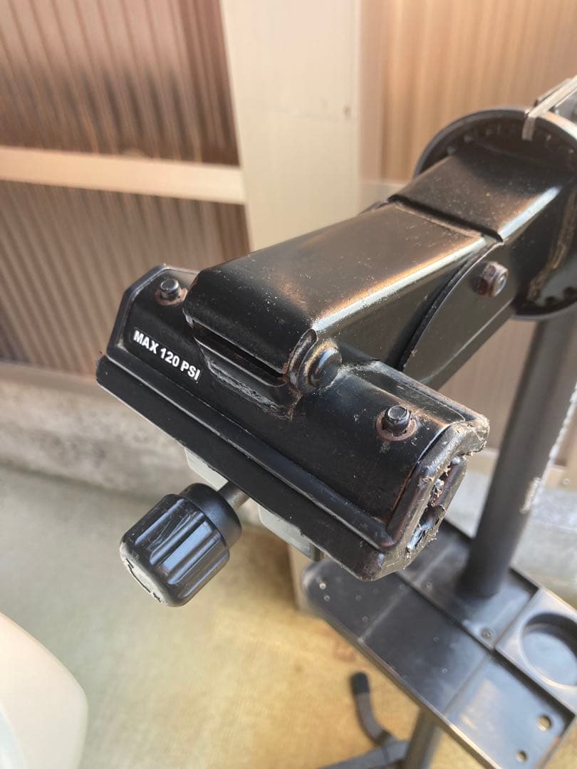 ミノウラ　BikeWorkStand バイクワークスタンド　メンテナンススタンド