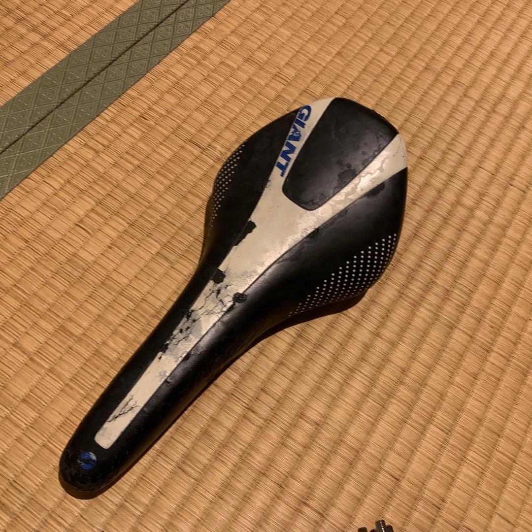 期間限定値下げ 送料別GIANT DEFY4 ロードバイク 2016年 8速