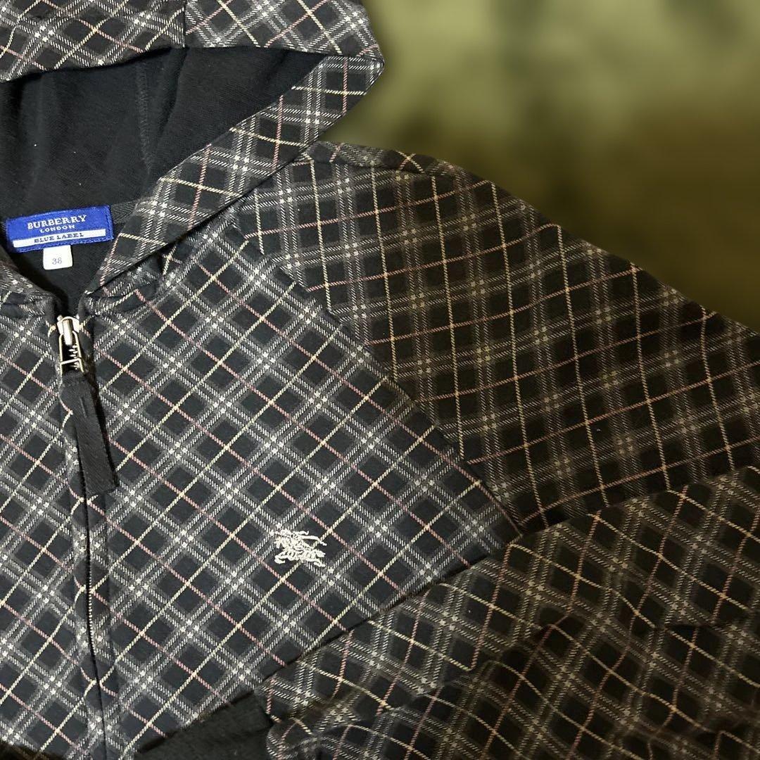 BURBERRY チェック柄 ブルーレーベルジップアップパーカー　Ｍ